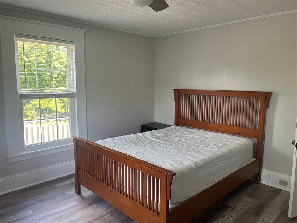 423 King St in Littleton, MA - Building Photo