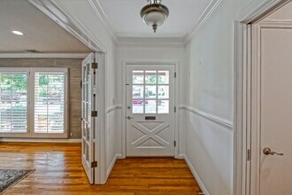 7800 McConnell Ave in Los Angeles, CA - Building Photo - Building Photo