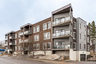 2663 Sainte-Foy Ch in Québec, QC - Building Photo - Primary Photo