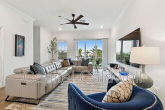 3027 Bermuda Sloop Cir in Ruskin, FL - Building Photo - Building Photo