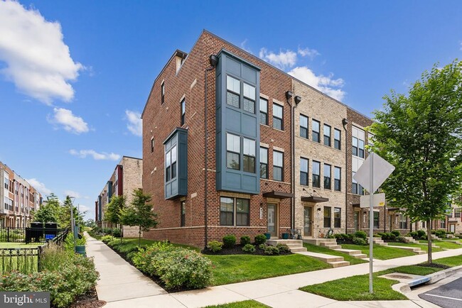 property at 4735 Towne Park Rd