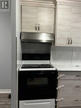 4062 Lawrence Ave E in Toronto, ON - Building Photo - Building Photo