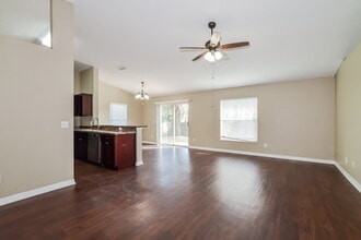 5070 Red Bay Dr in Orlando, FL - Building Photo - Building Photo