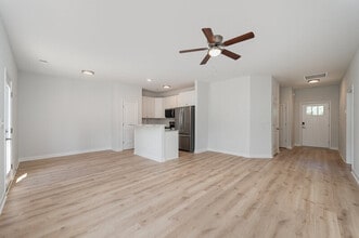 605 Queens Rd in Gastonia, NC - Building Photo - Building Photo