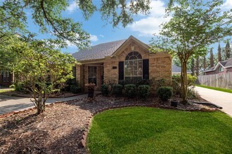 2807 Plantation Trail in Sugar Land, TX - Building Photo - Building Photo