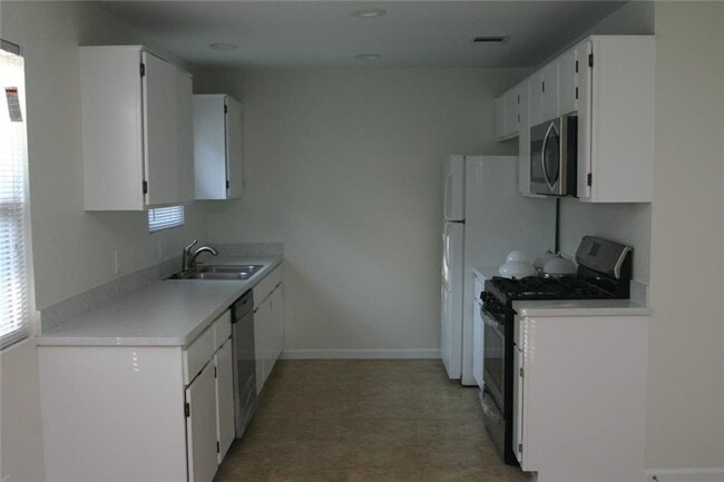 7200 Barnsdale Way in Austin, TX - Building Photo - Building Photo