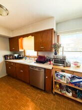 4932 Sutton Ln in Greendale, WI - Building Photo - Building Photo