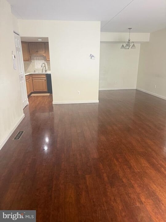 76 Old Forge Crossing in Devon, PA - Building Photo