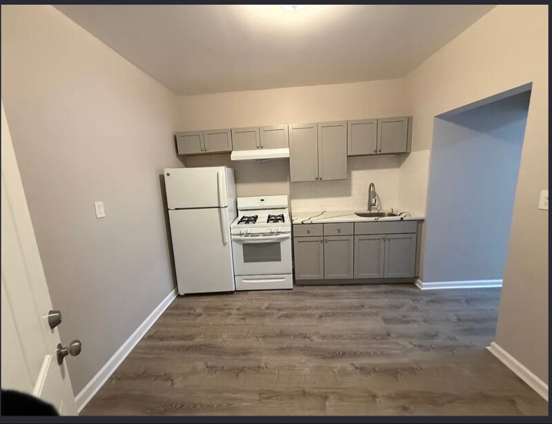 501 Circle Ave, Unit 3 in Forest Park, IL - Building Photo