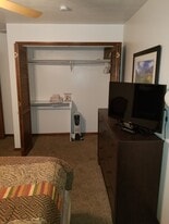 1870 W 2700 S in Syracuse, UT - Building Photo