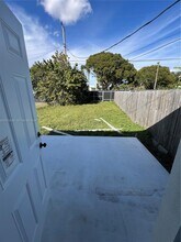 1825 NW 74th Ter in Miami, FL - Building Photo - Building Photo