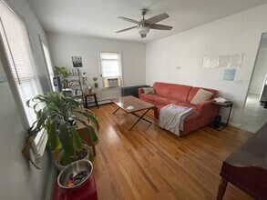 33 Valley Rd in Greenwich, CT - Building Photo - Building Photo