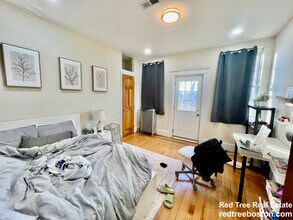 16 Copenger St in Roxbury Crossing, MA - Foto de edificio - Building Photo