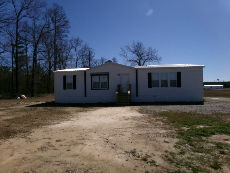 4054 LA-134 in Collinston, LA - Building Photo