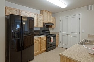 Mintbrook Senior Apartments in Bealeton, VA - Foto de edificio - Building Photo