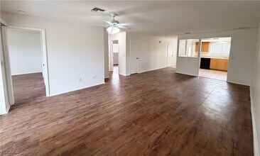 615 SE 4th Terrace in Cape Coral, FL - Building Photo - Building Photo