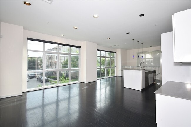 property at 207 Pierce St