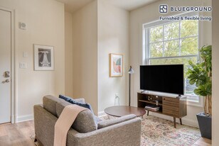 1701 21st St NW in Washington, DC - Building Photo