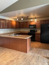 3117 W Glenpark Dr, Unit 6 in Appleton, WI - Building Photo - Building Photo