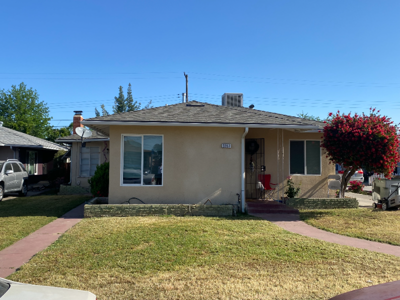 3357 E Terrace Ave in Fresno, CA - Foto de edificio