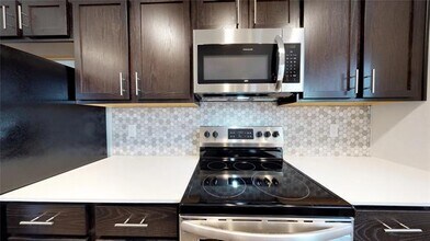 6304 Prospect Ave in Dallas, TX - Foto de edificio - Building Photo