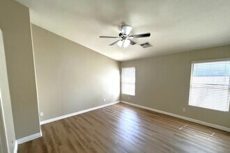 1534 W Saint Anne Ave in Phoenix, AZ - Building Photo - Building Photo