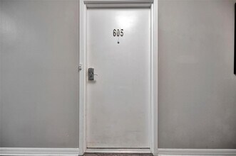 226 5th Ave N in St. Petersburg, FL - Building Photo - Building Photo