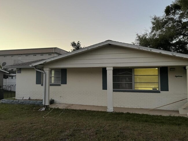 property at 18 N Melbourne St