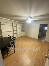 207 E Clark St in Champaign, IL - Building Photo - Building Photo