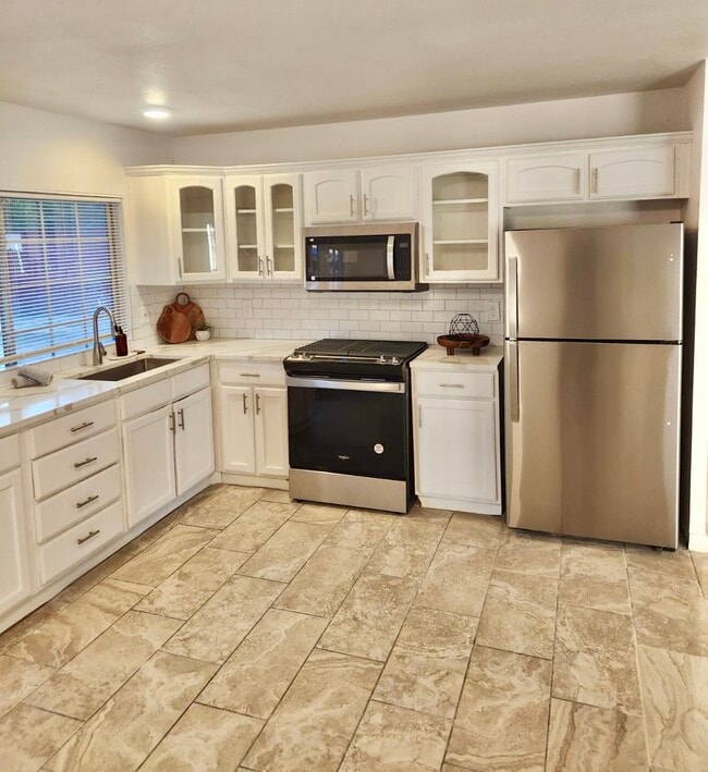 7622 Glen Vista Dr in San Antonio, TX - Building Photo - Building Photo