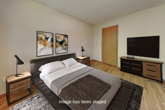 3744 S Colgate Ave in Springfield, MO - Foto de edificio - Building Photo