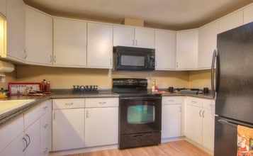 4308 NE Sunset Blvd, Unit O3 in Renton, WA - Building Photo - Building Photo