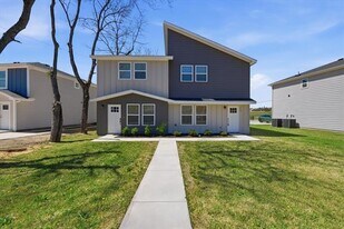 933 River Rd in Fort Worth, TX - Building Photo