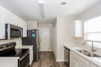 333 Winding Canyon Dr in Charlotte, NC - Building Photo - Building Photo