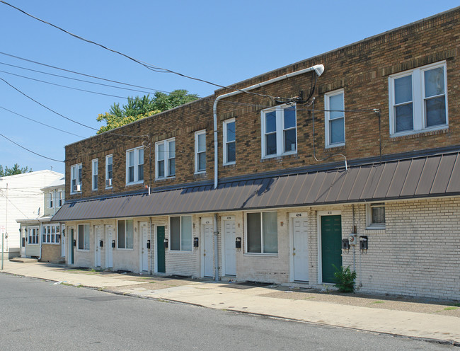 423-431 Hudson St in Gloucester City, NJ - Building Photo - Building Photo