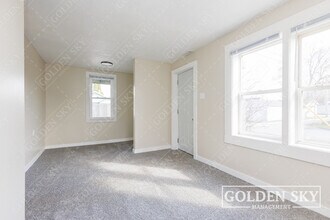 802 E 25th St in Muncie, IN - Foto de edificio - Building Photo