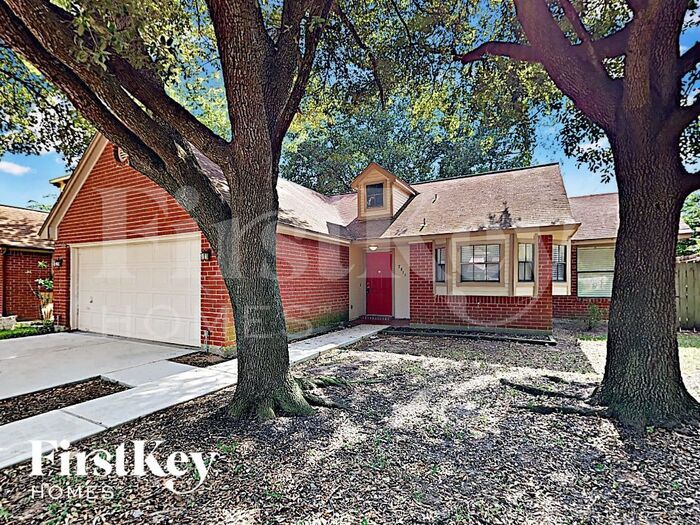 7511 Connemara Dr in Cypress, TX - Building Photo