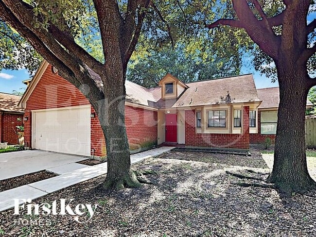 property at 7511 Connemara Dr
