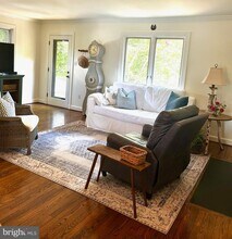 218 E Marshall St in Middleburg, VA - Building Photo - Building Photo