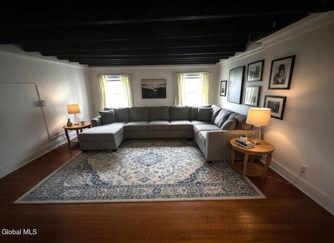 1519 New Scotland Rd-Unit -2 Left in Slingerlands, NY - Building Photo - Building Photo