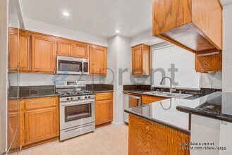 922 Lincoln Blvd in Santa Monica, CA - Building Photo - Building Photo