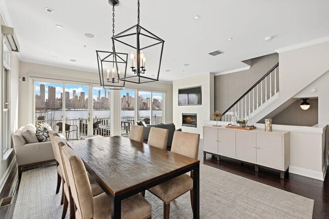 property at 443 Albany Ct