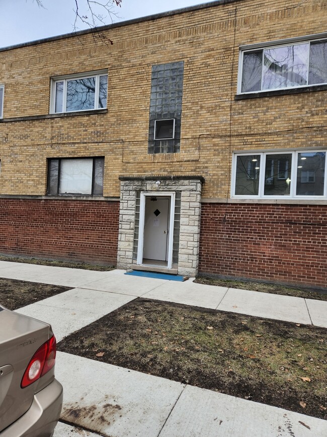 2754 W Arthur Ave in Chicago, IL - Building Photo - Building Photo