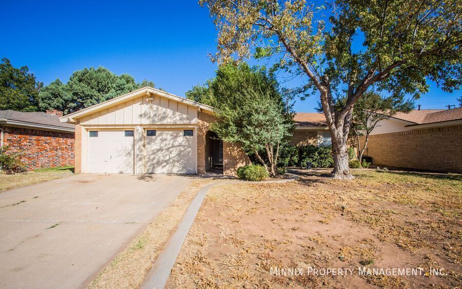4912 58th St in Lubbock, TX - Building Photo