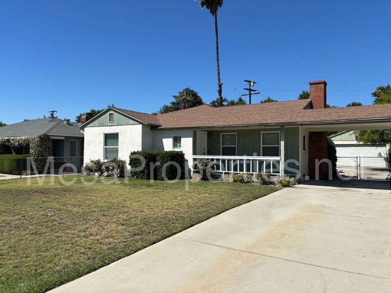 1243 N College Way in Ontario, CA - Building Photo