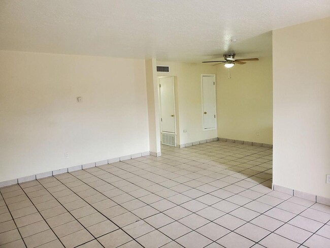 143 General Arnold St NE in Albuquerque, NM - Building Photo - Building Photo