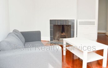 201 Kentucky Ave SE in Washington, DC - Building Photo - Building Photo