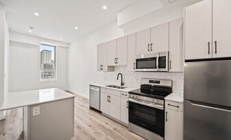 171 Donald in Winnipeg, MB - Building Photo