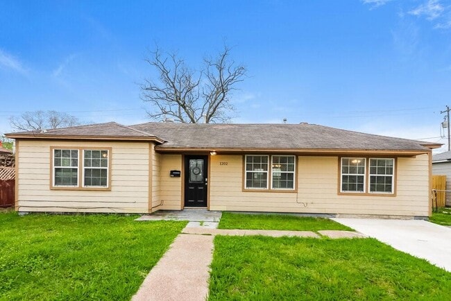 property at 1202 Trimm Ave