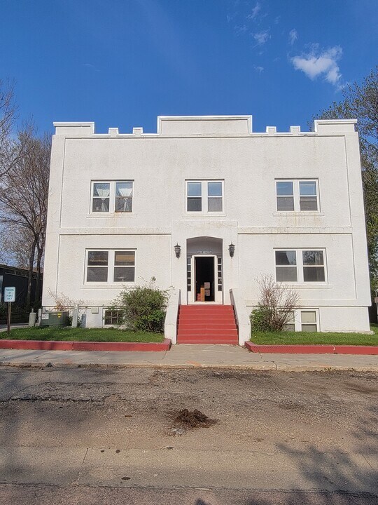810 9th Ave in Brookings, SD - Building Photo